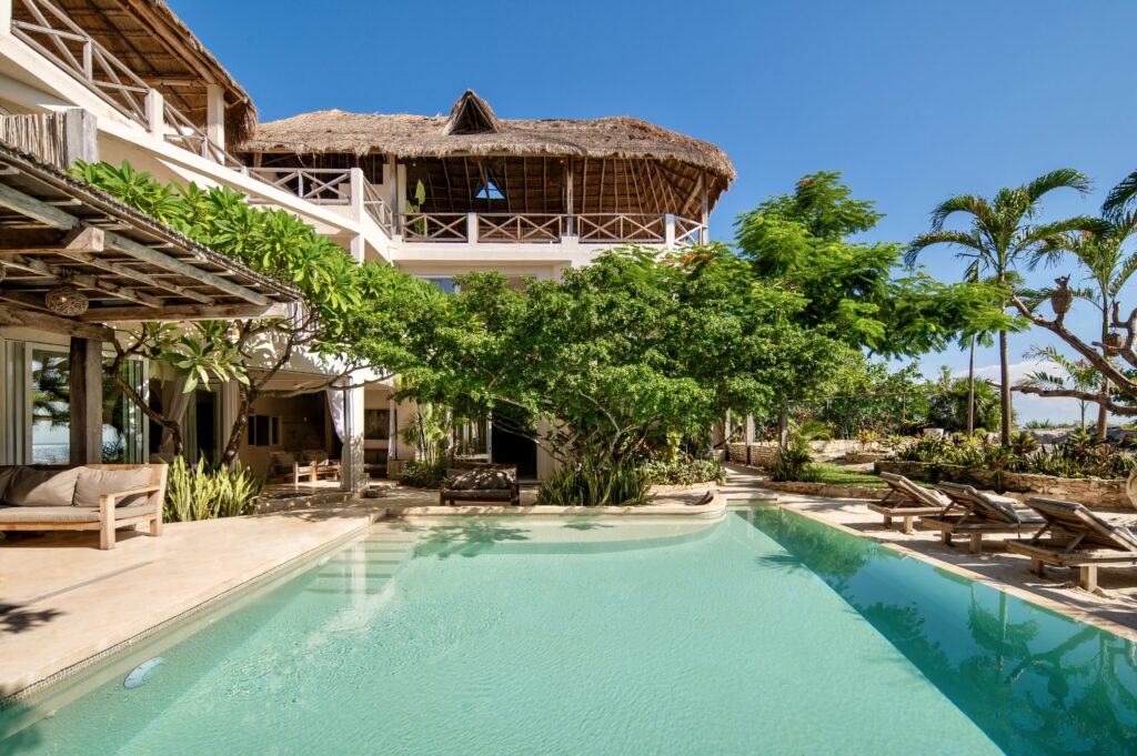 Casa Coco / Carousel