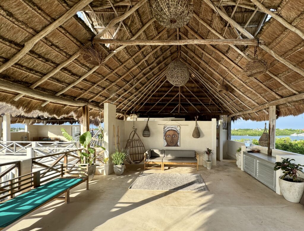 Casa Coco / Carousel
