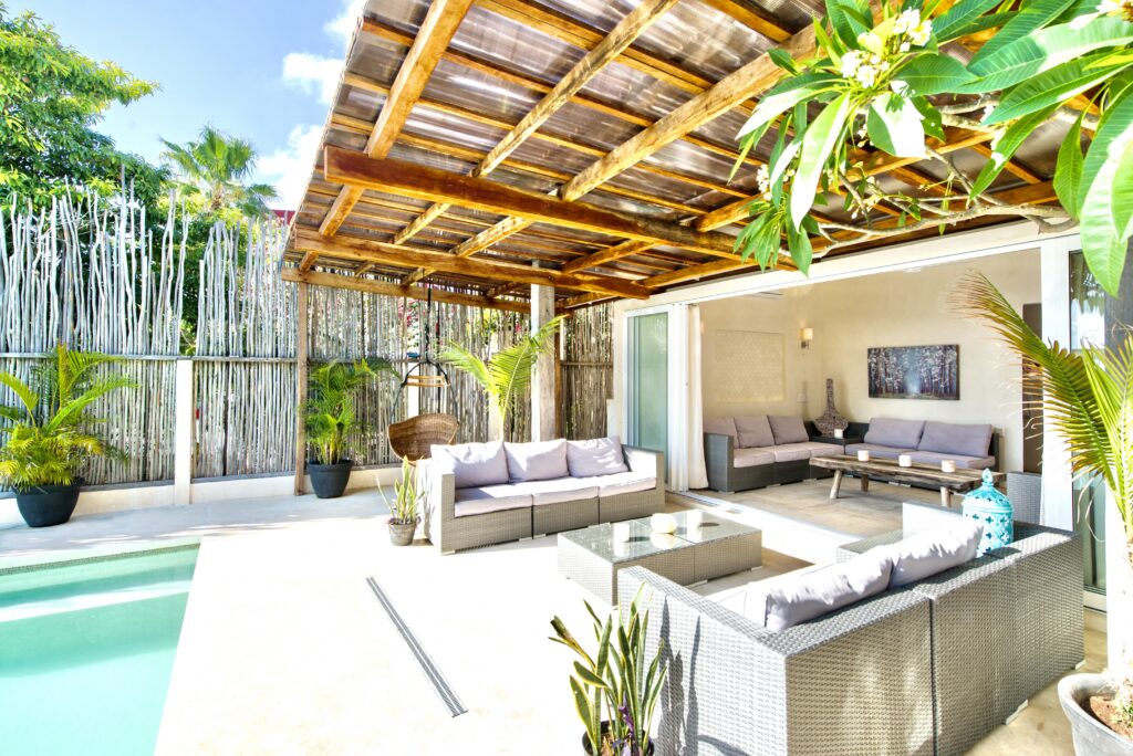 Casa Coco / Carousel