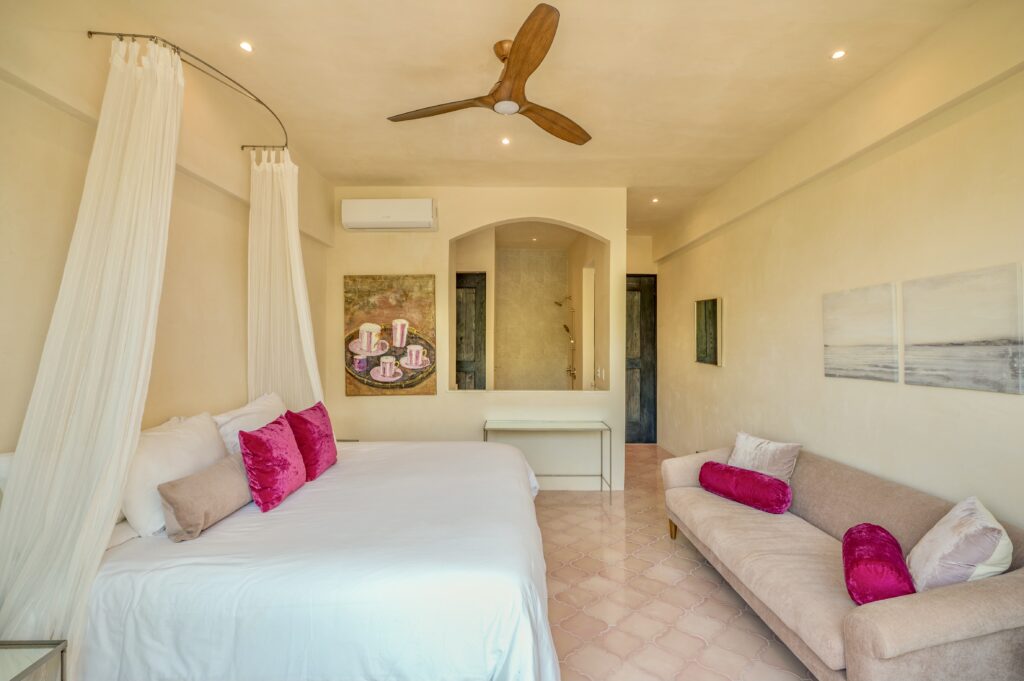 Casa Lola / Suites