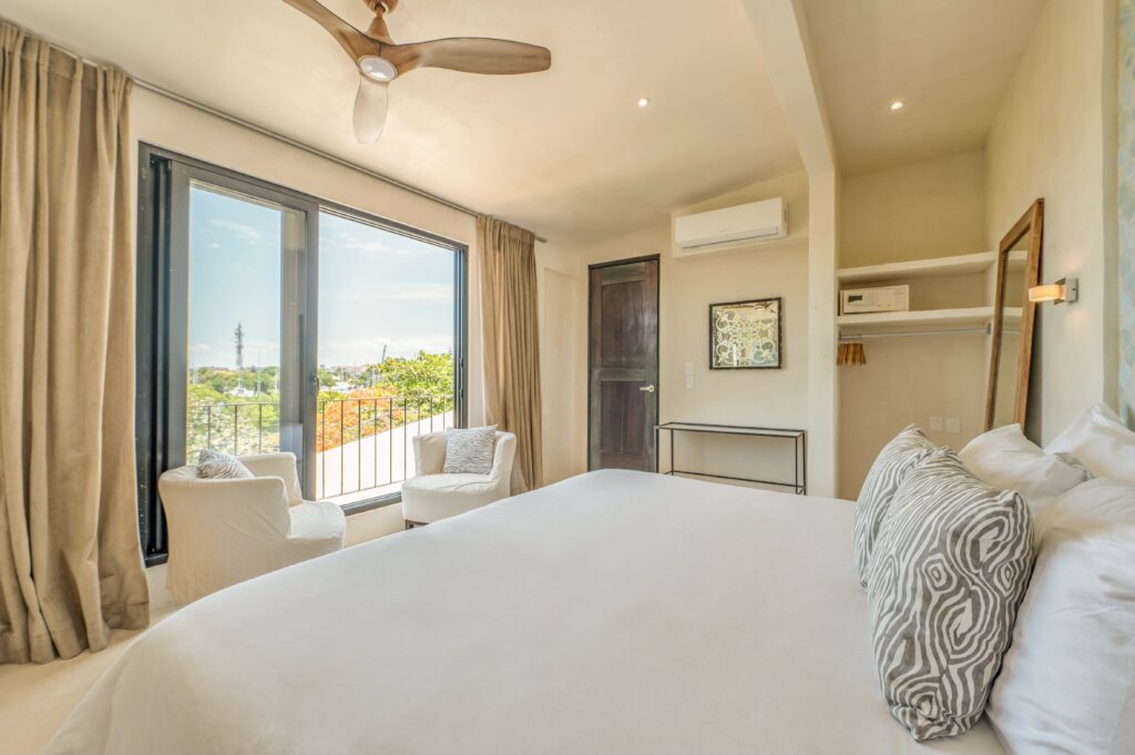 Casa Lola / Suites